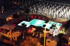 Spiaggia con centro estetico a Riccione